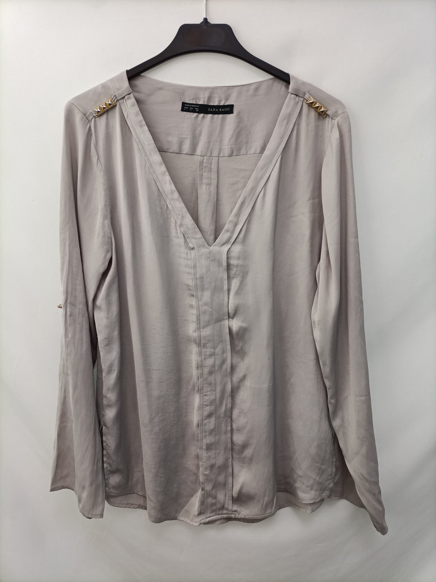 ZARA. blusa gris fluida T.L