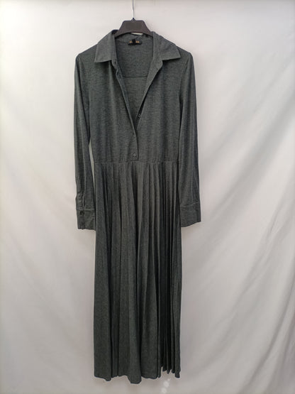 MASSIMO DUTTI. Vestido largo gris cuello T.xs