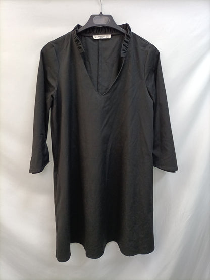 MANGO. Vestido negro 3/4 T.s