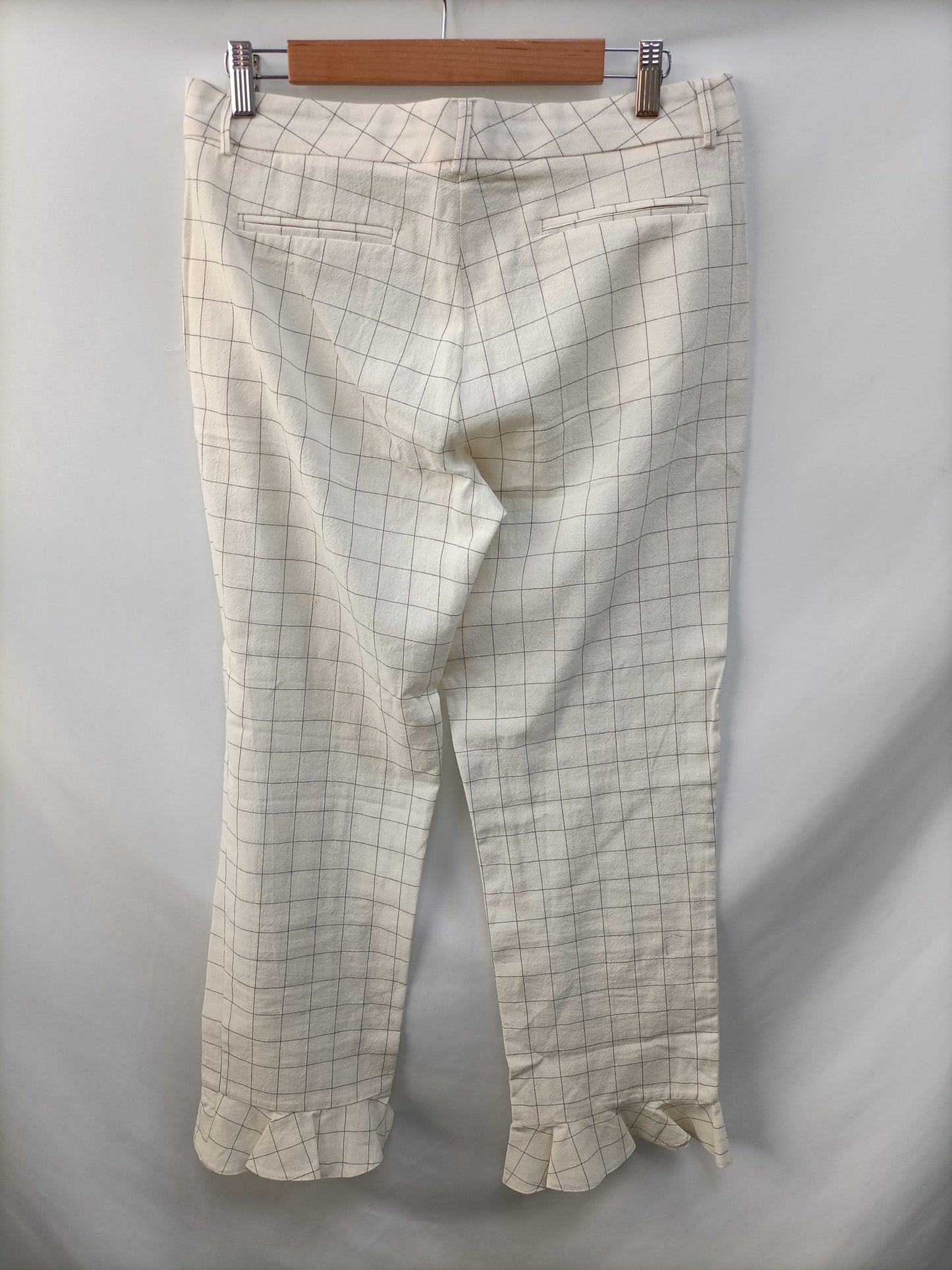 SCALPERS. Pantalón beige cuadros T.40