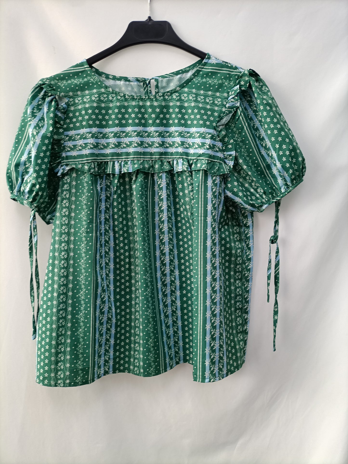 OTRAS. Blusa  verde multiestampado T.u(s)