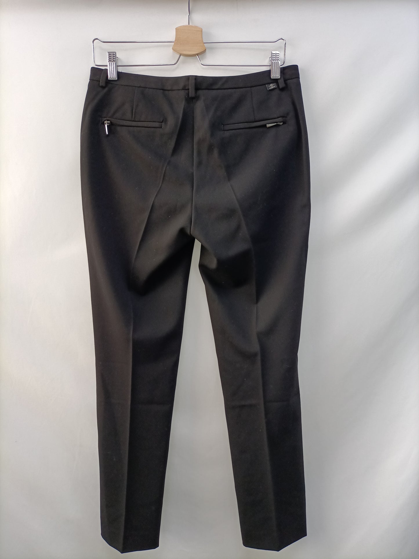 CERRUTI.Pantalones negros pinza T.42