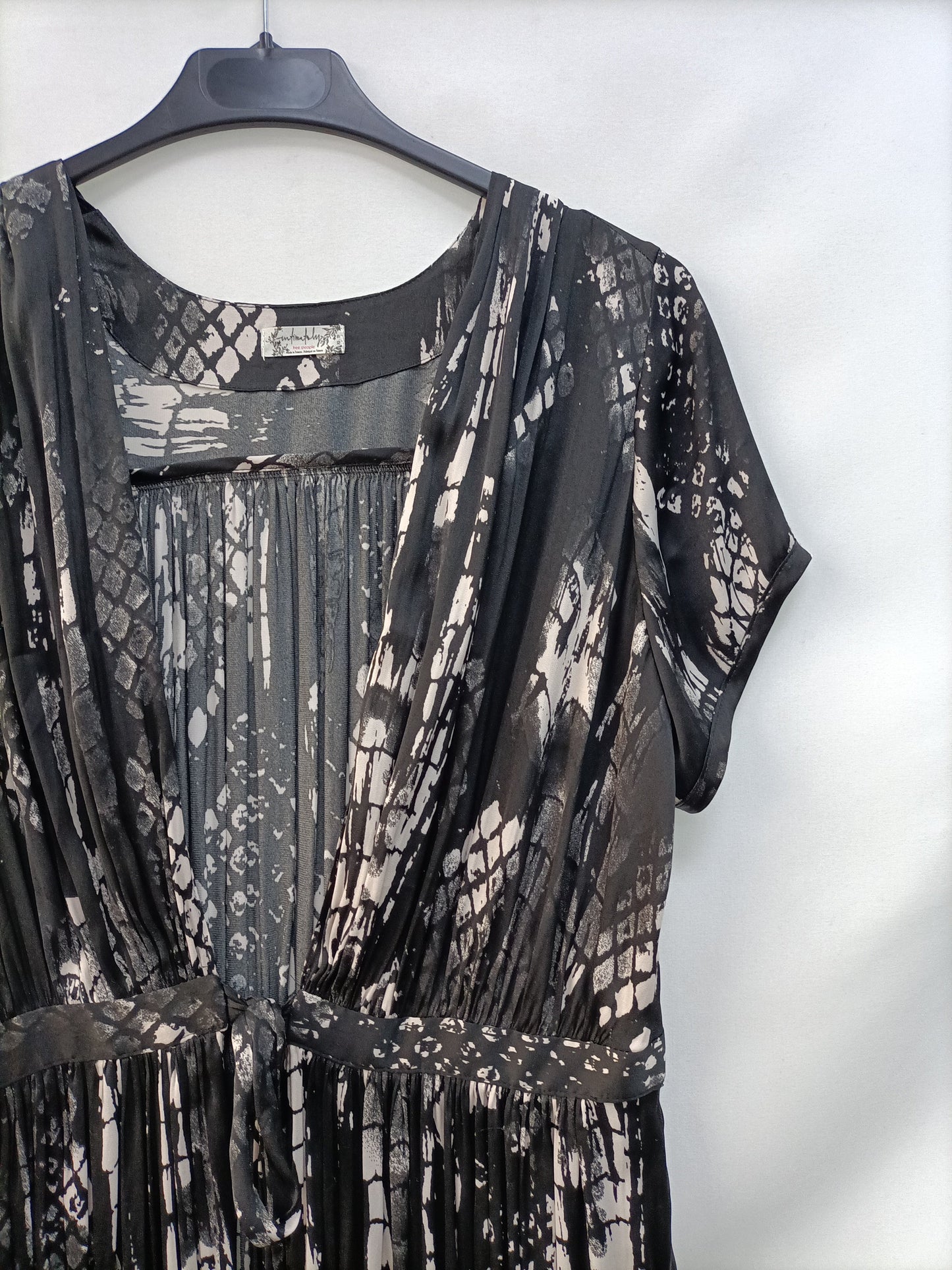 FREE PEOPLE.Kimono largo negro estampado T.XS