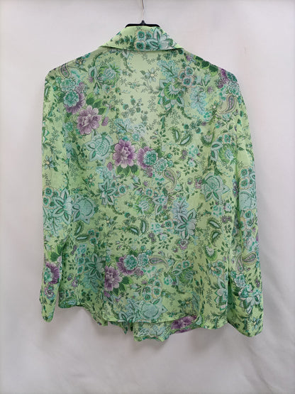 OTRAS. Blusa verde flores T.u(s)