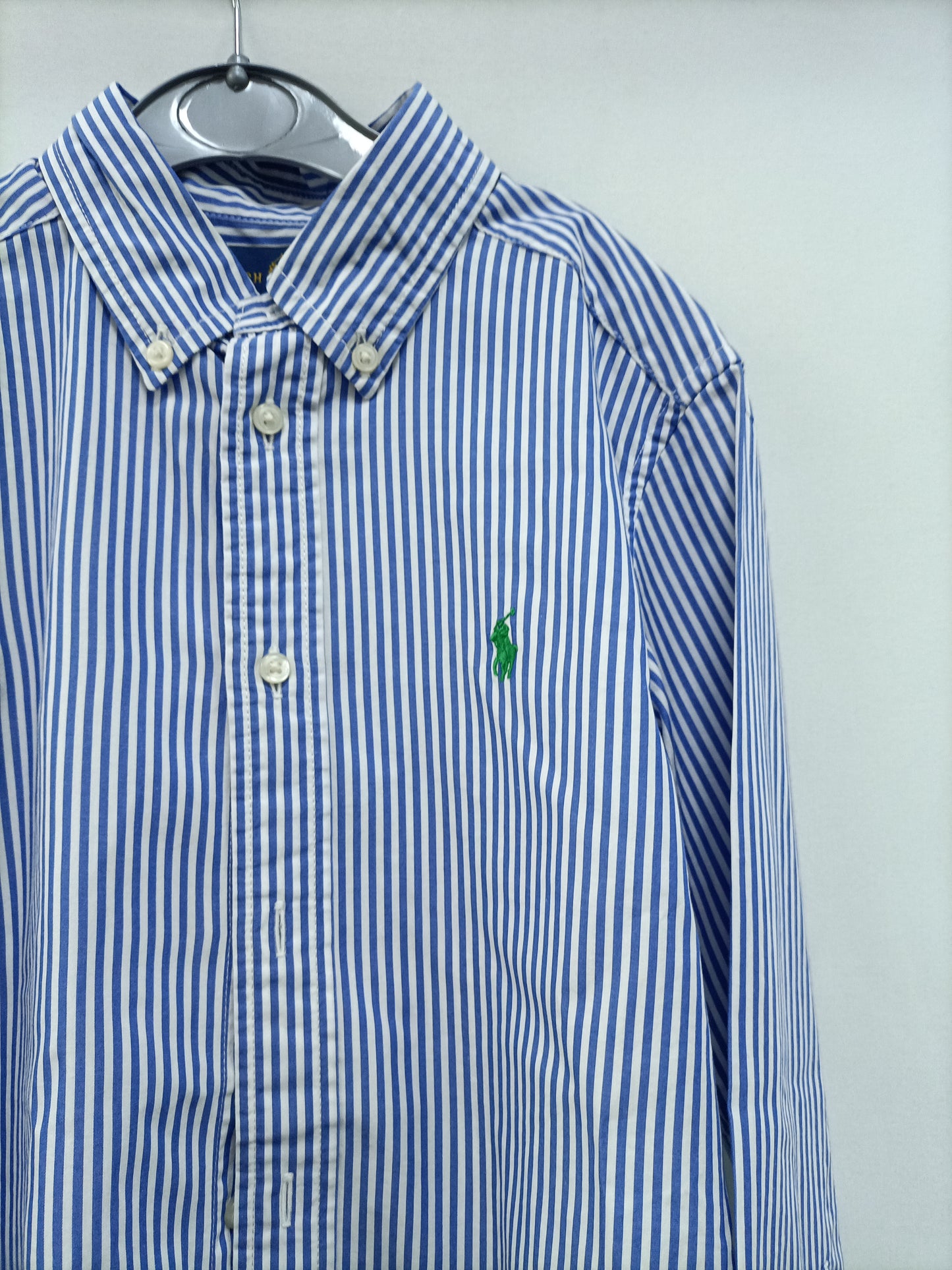 RALPH LAUREN. Camisa rayas azul T.5 años