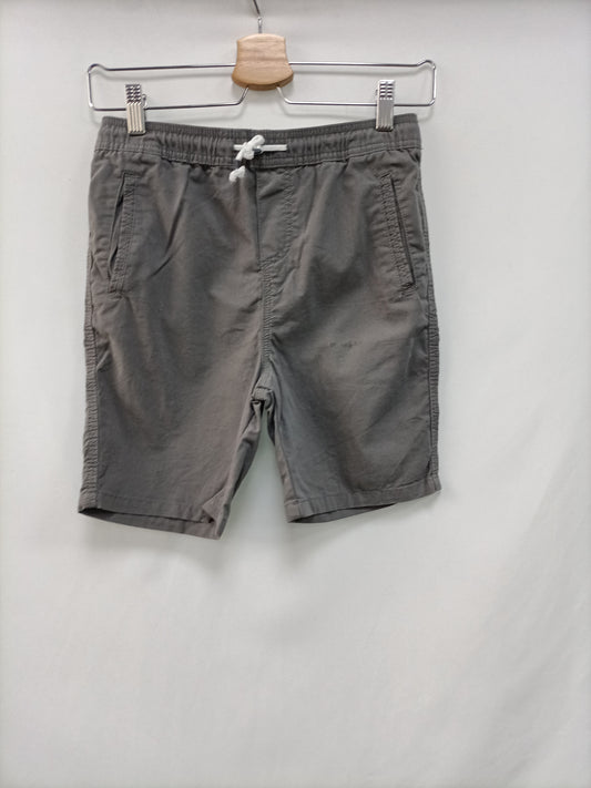 H&M. Pantalón corto gris T.10-11 años