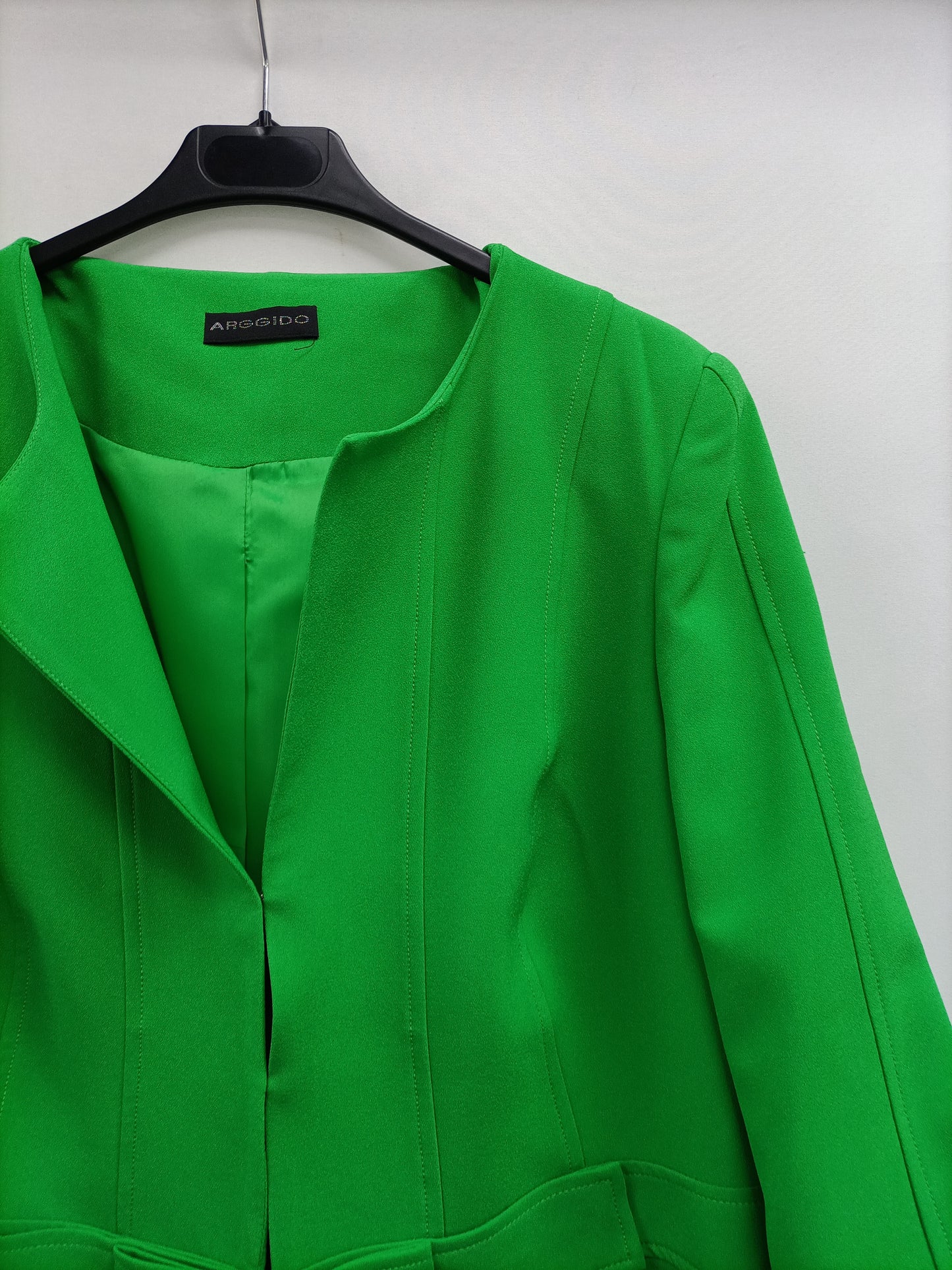 ARGGIDO.Chaqueta verde T.L