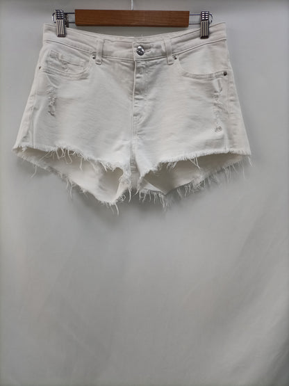 OTRAS. Shorts blanco Denim T.u(38)