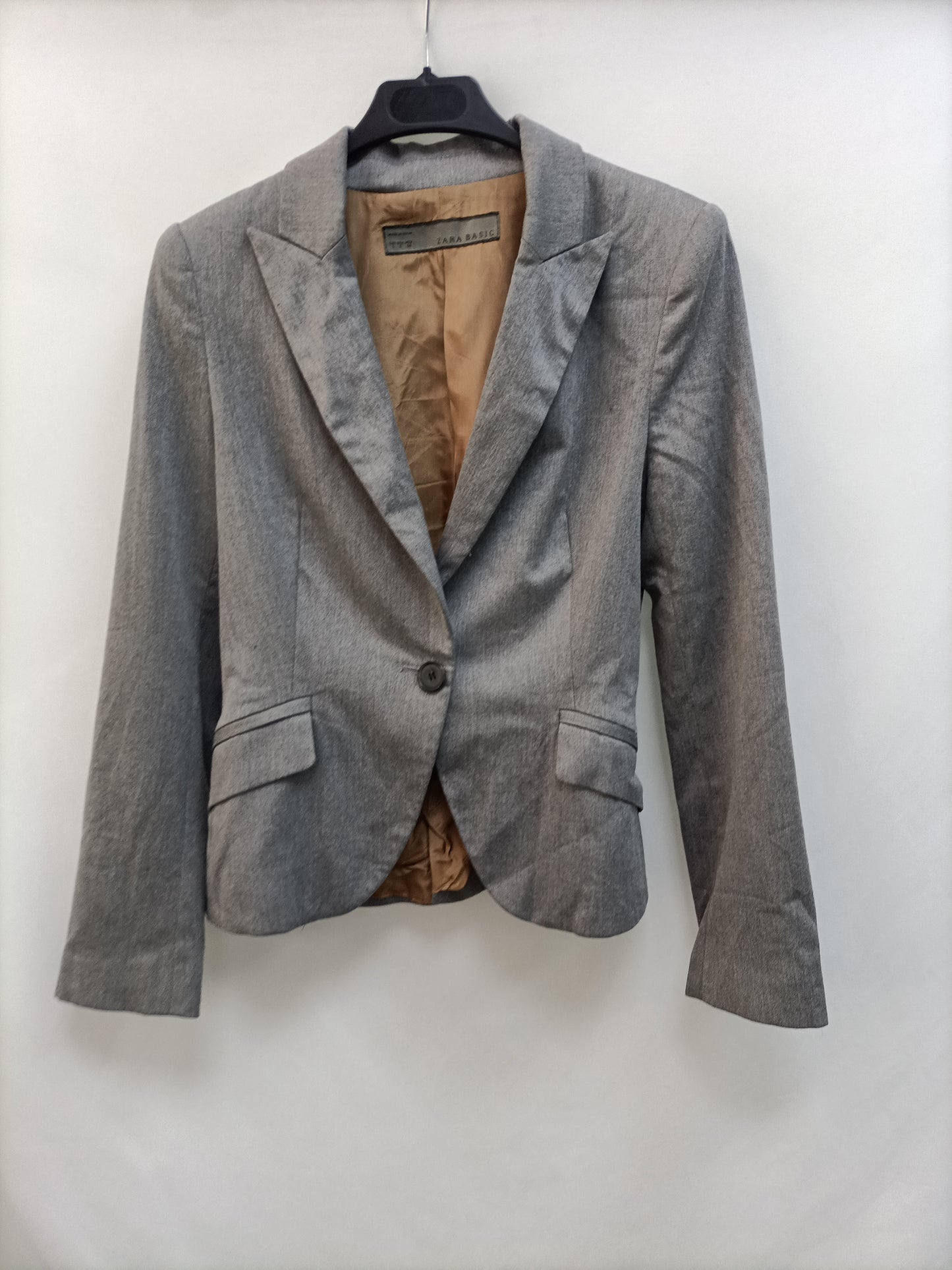 ZARA. Blazer gris entallada T.s