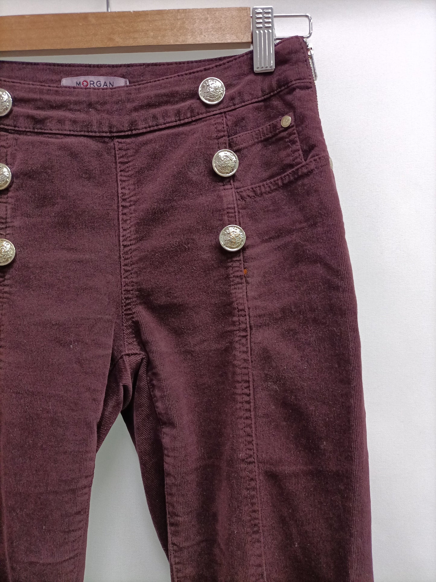 MORGAN.Pantalones pana burdeos T.34