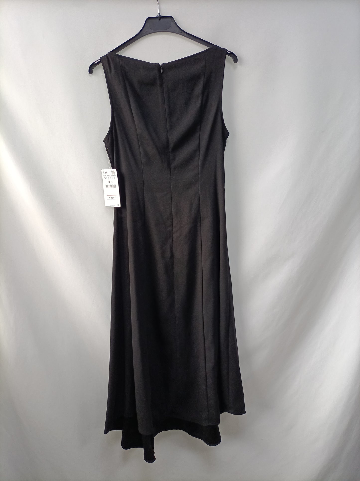 ZARA. Vestido midi negro T.s