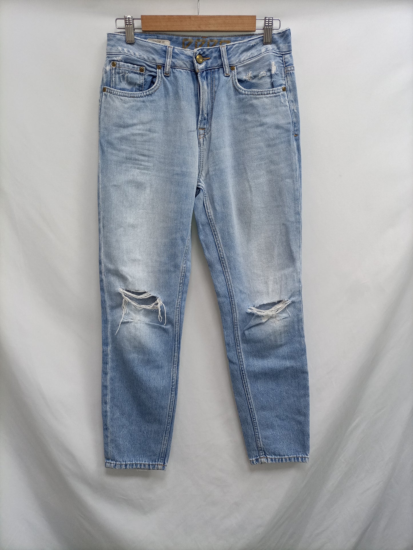 PEPE JEANS. Pantalón vaquero efecto desgastado T.36