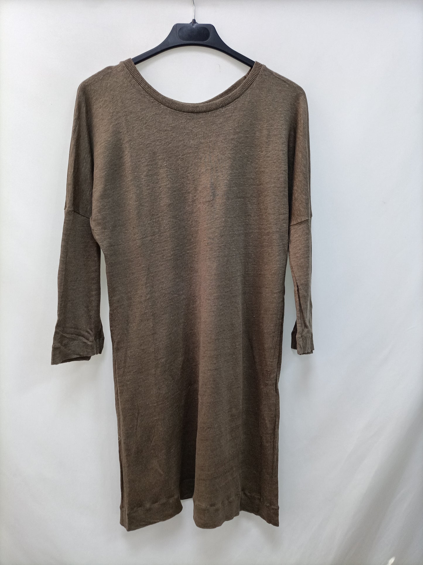 MASSIMO DUTTI. Vestido/camiseta marrón T.m