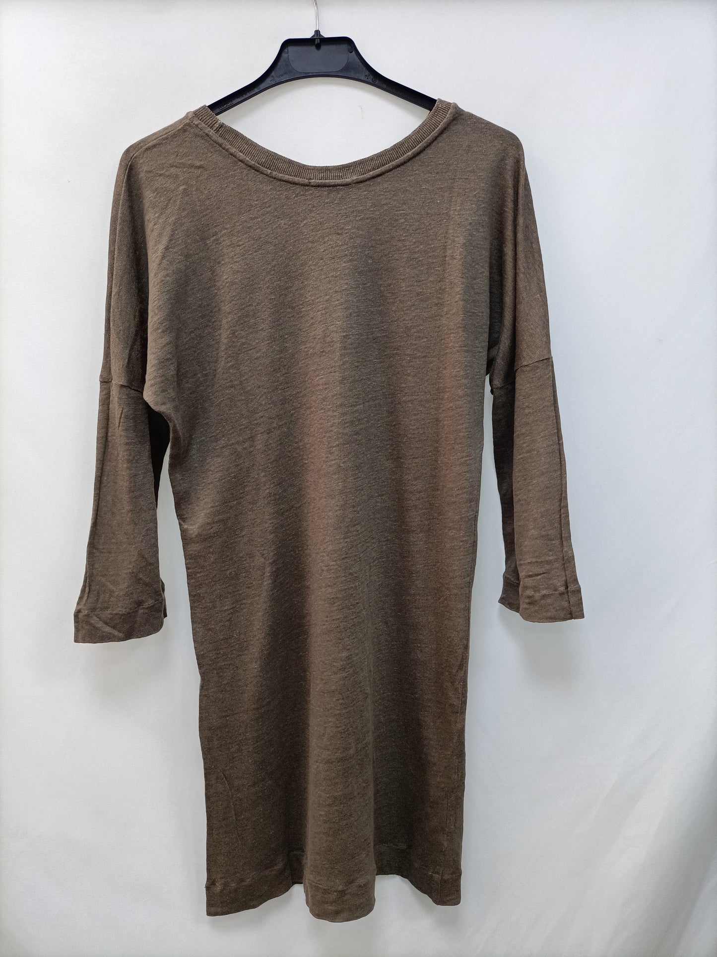 MASSIMO DUTTI. Vestido/camiseta marrón T.m