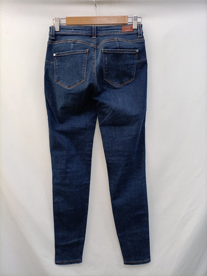 MANGO. Pantalón clásico denim T.36