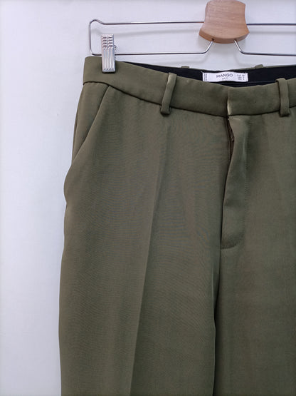 MANGO. Pantalón ancho verde T.36 (TARA)