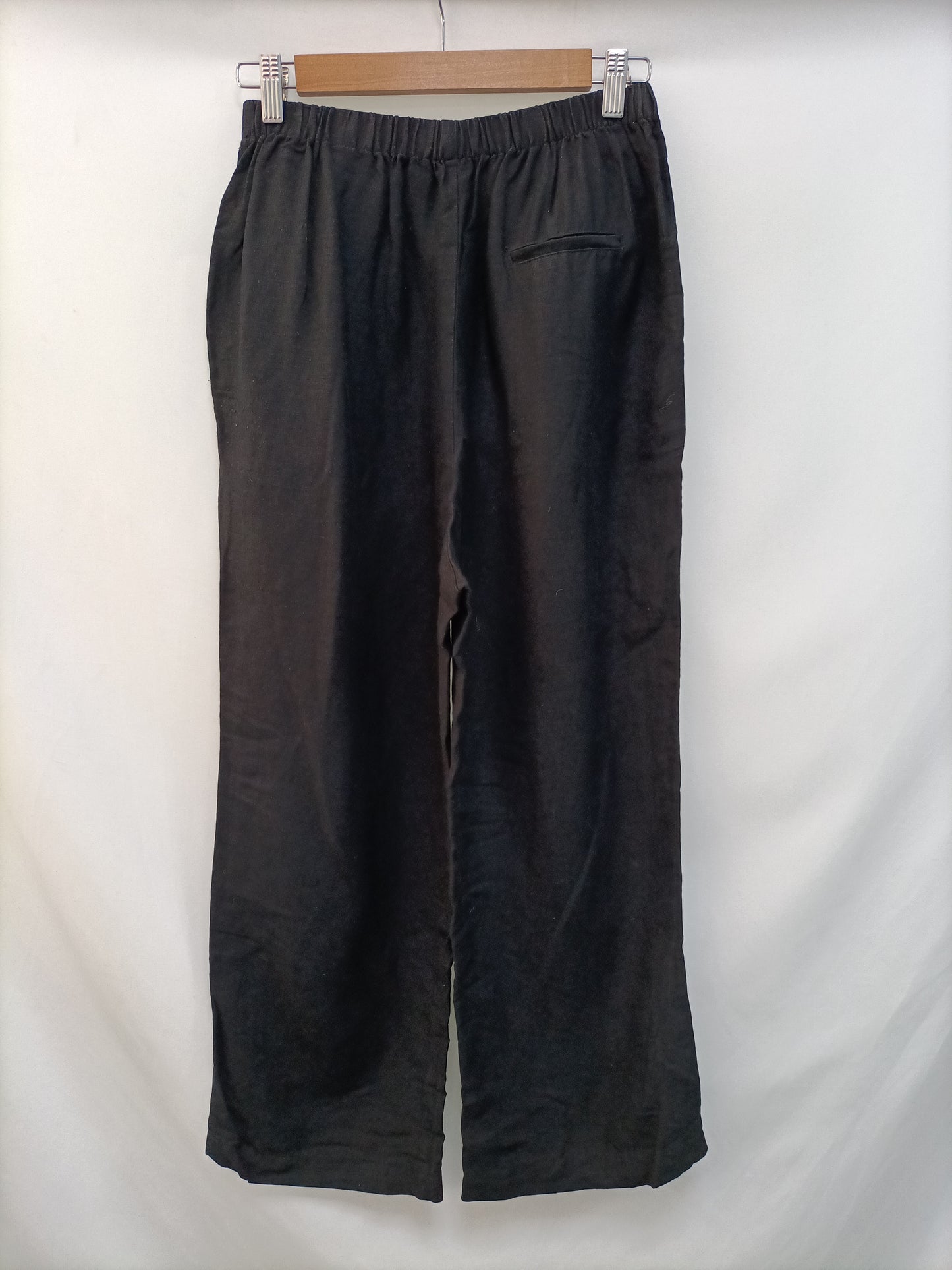 OYSHO. Pantalón negro lino T.m