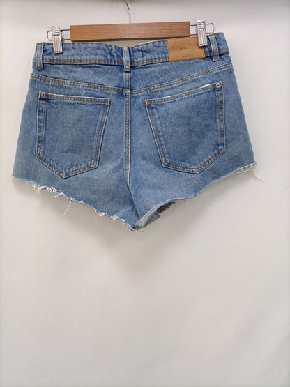 ZARA. Shorts denim T.38