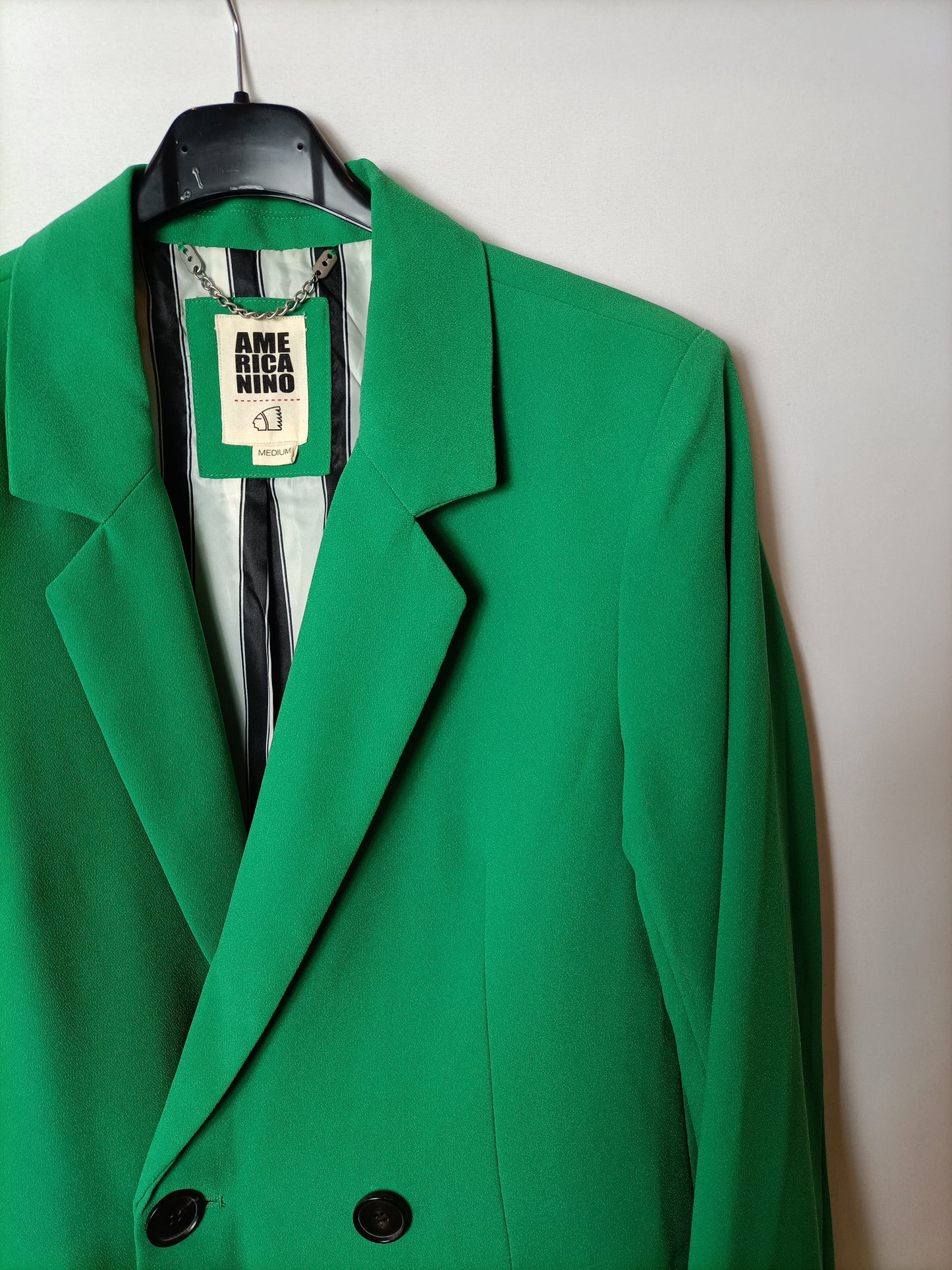 AMERICANO. Blazer verde cruzada T.m