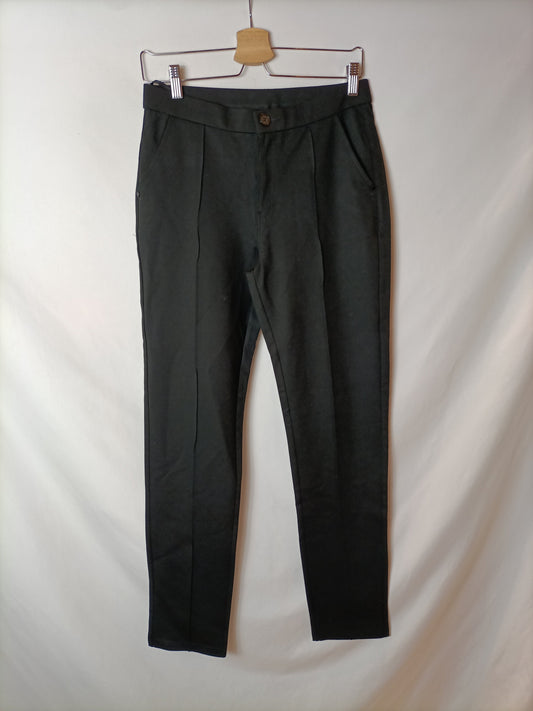 YOULINE. Pantalón negro elástico T.40