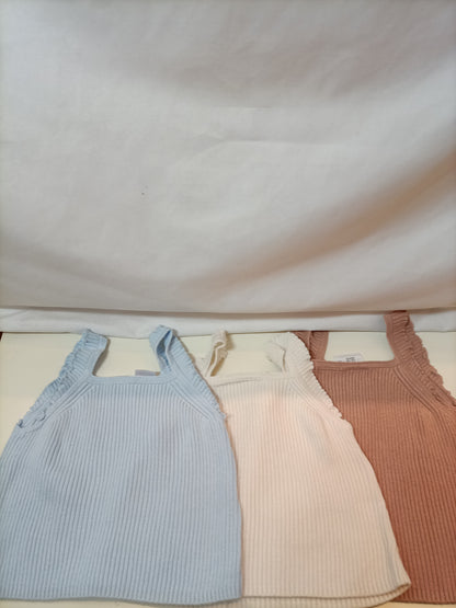 ZARA. Pack 3 tops canalé. T9-12 meses