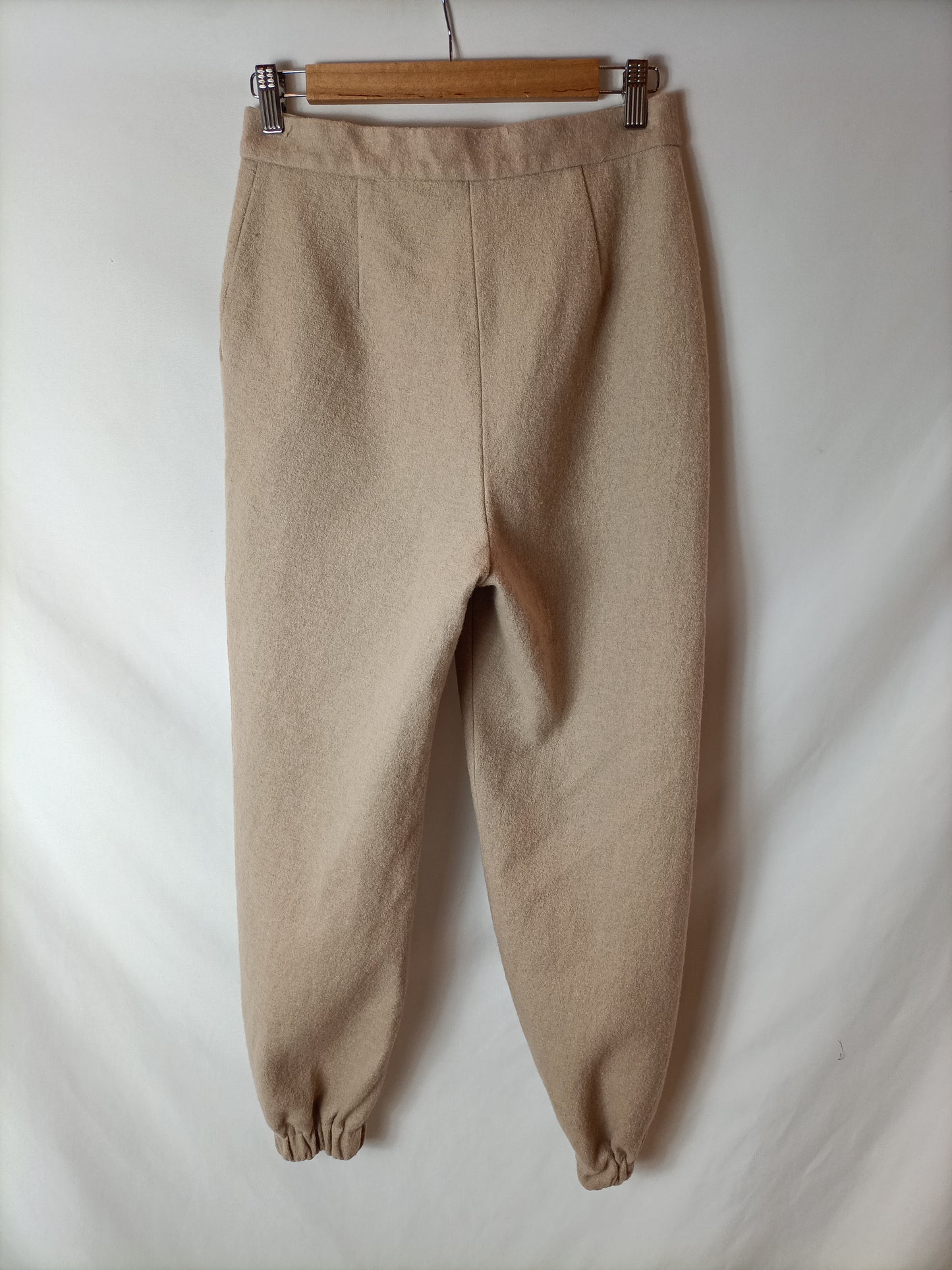 FRANKIE. Pantalón beige franela T.s