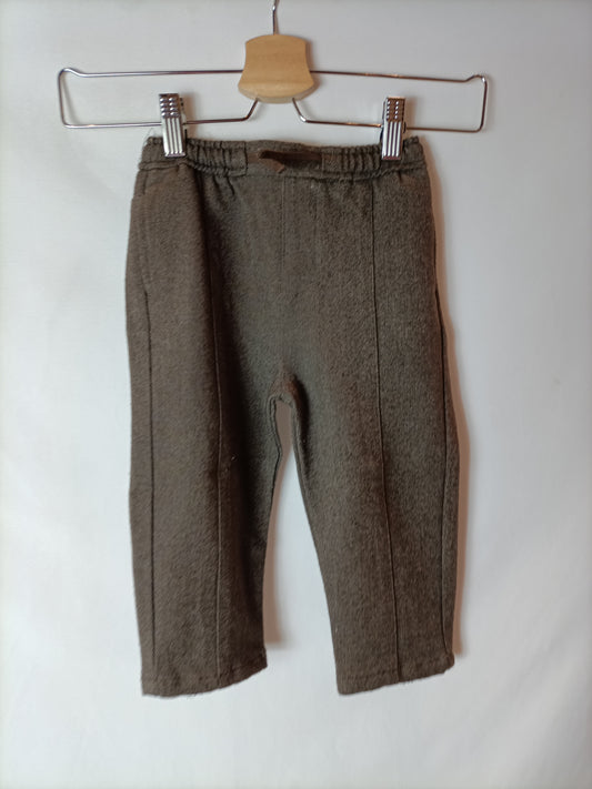 ZARA. Pantalones textura marrones. T 18-24 m