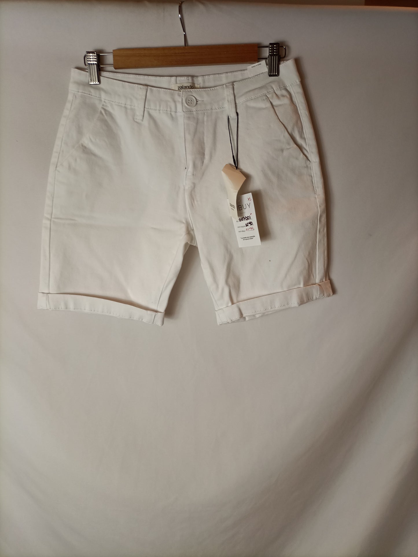 ZALANDO.Shorts blancos T.xs