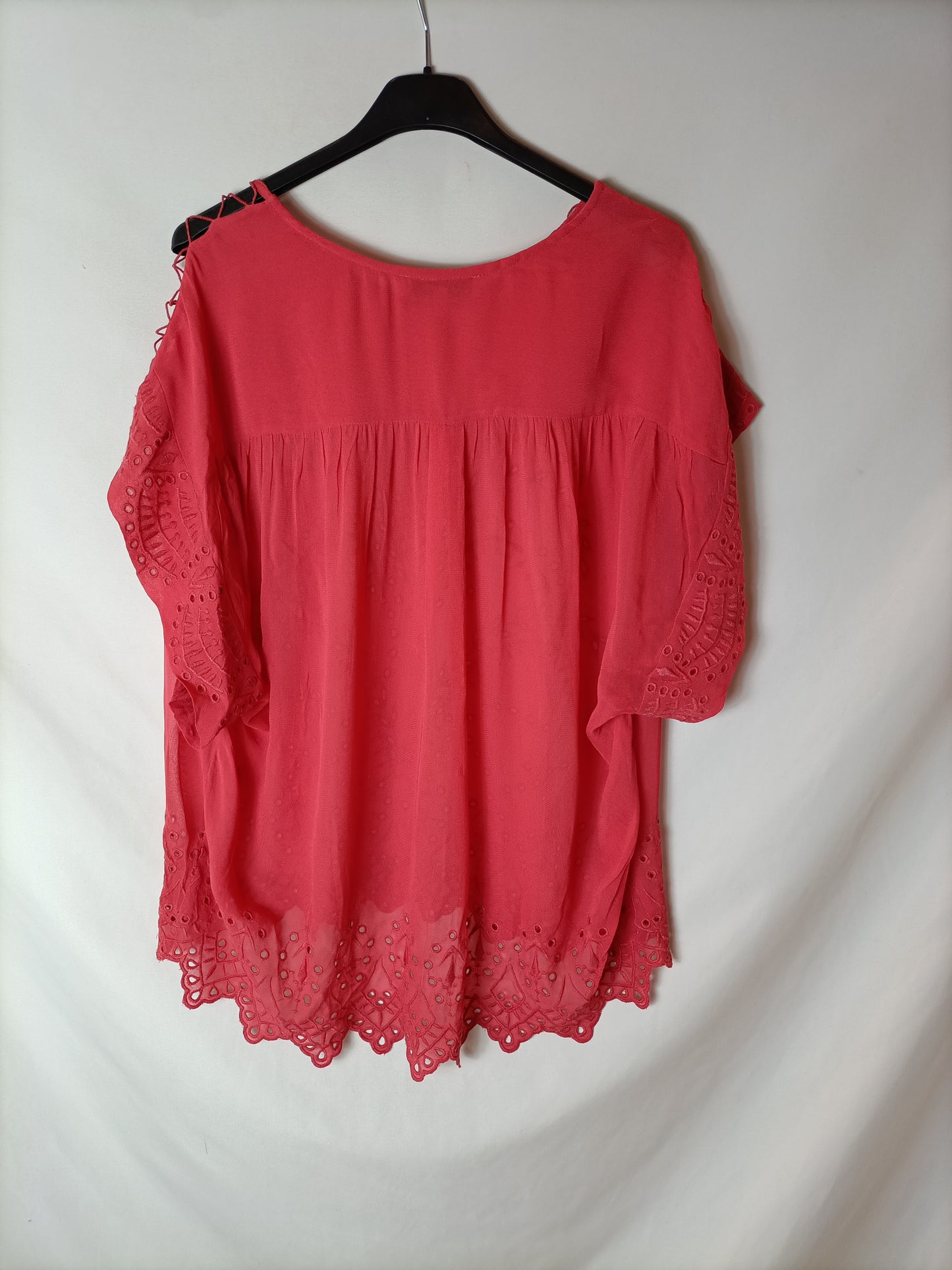 IRO. Blusa coral troqueladas T.34