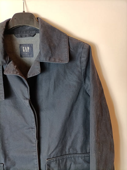 GAP. Gabardina corta azul T.xs