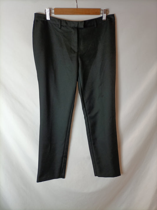 KIABI. Pantalón negro fluido T.40