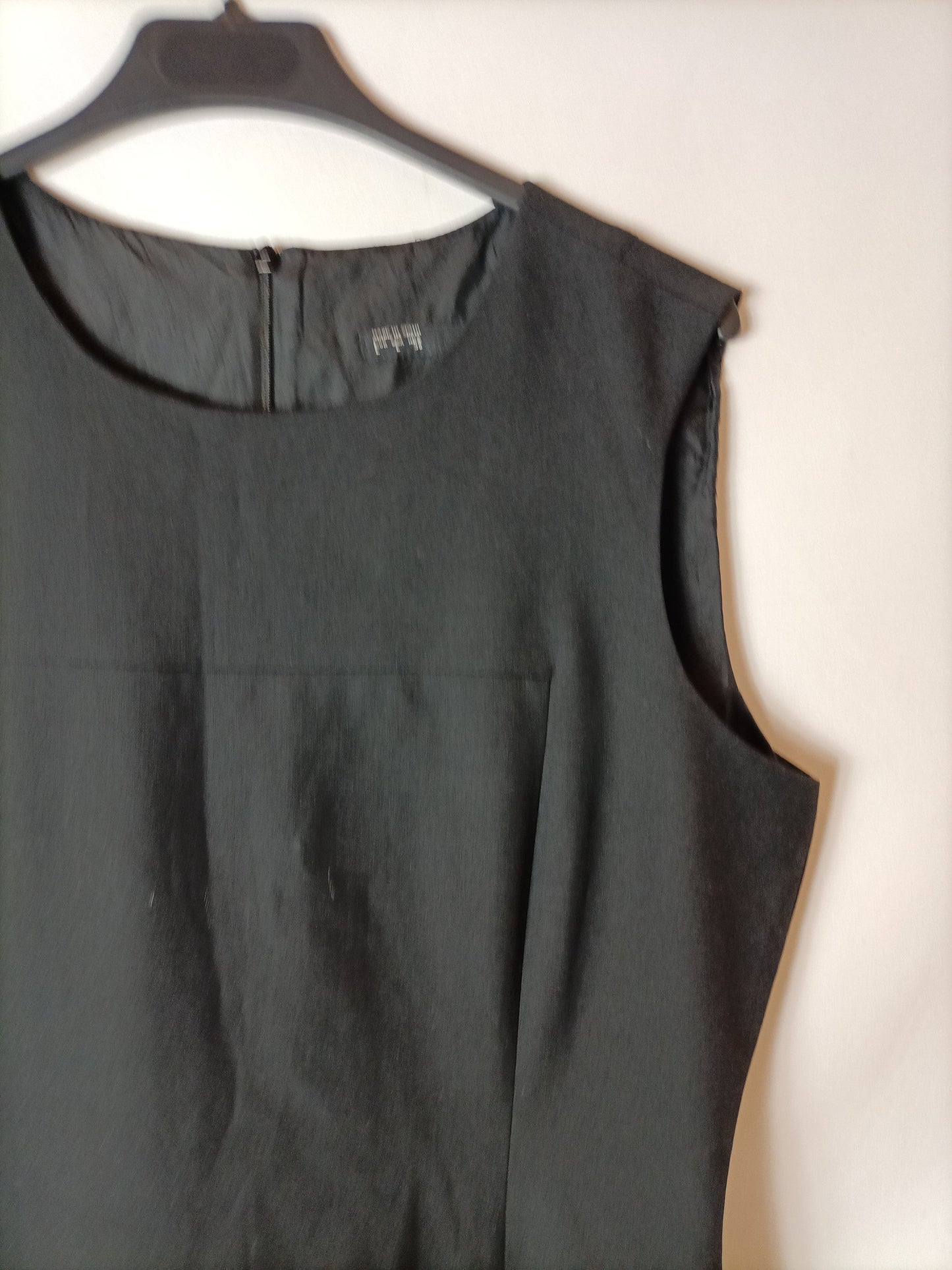 ZARA. Vestido midi negro T.l