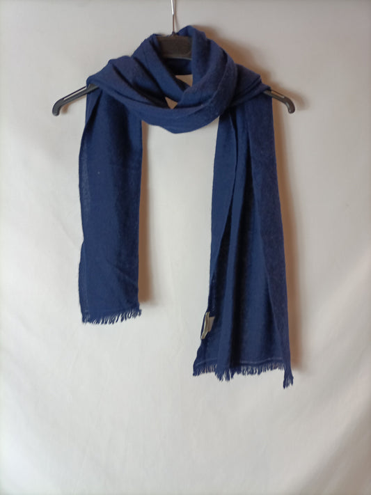 MIRROR IN THE SKY. Bufanda azul cashmere