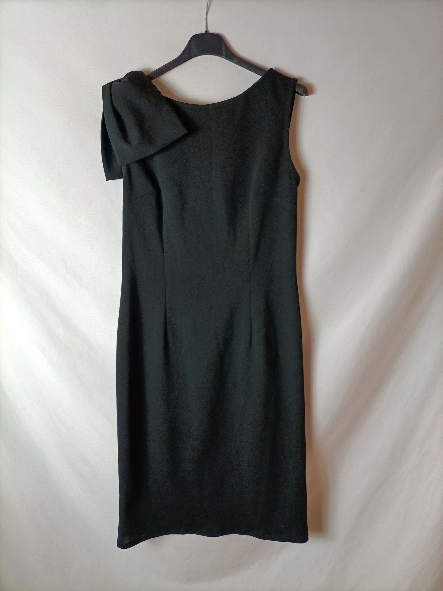 MUNMO. Vestido negro lazo hombro T.l