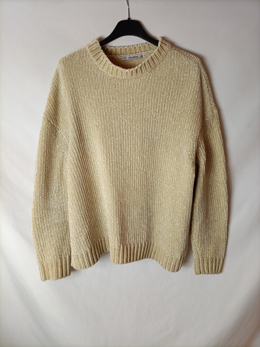 PULL&BEAR. jersey amarillo pastel T.s