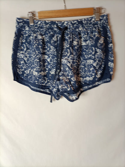 GAP. Shorts lino estampado. T S