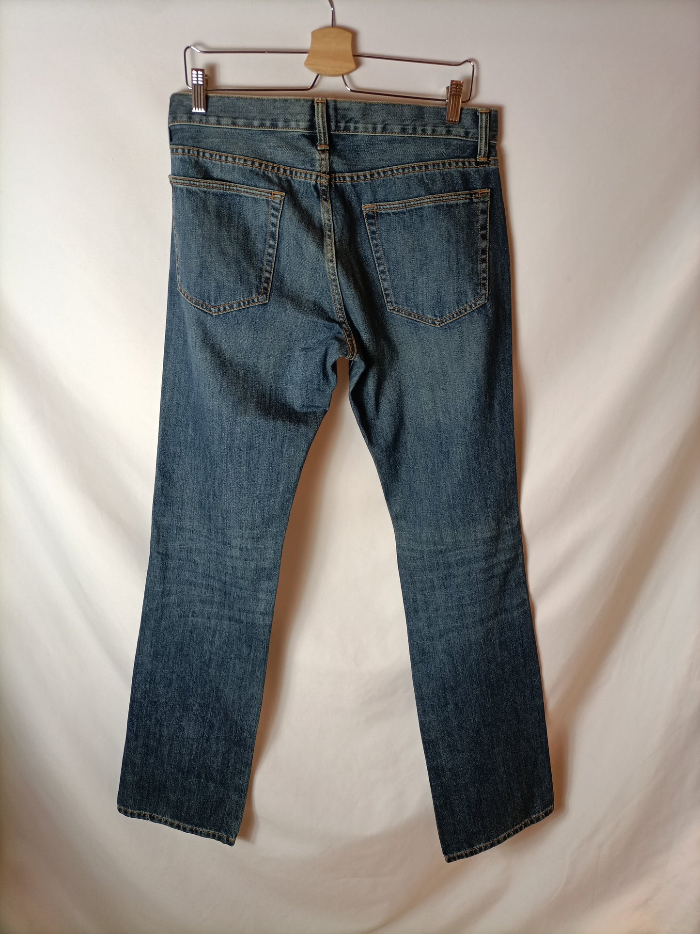 GAP. pantalón denim oscuro T.30(42)