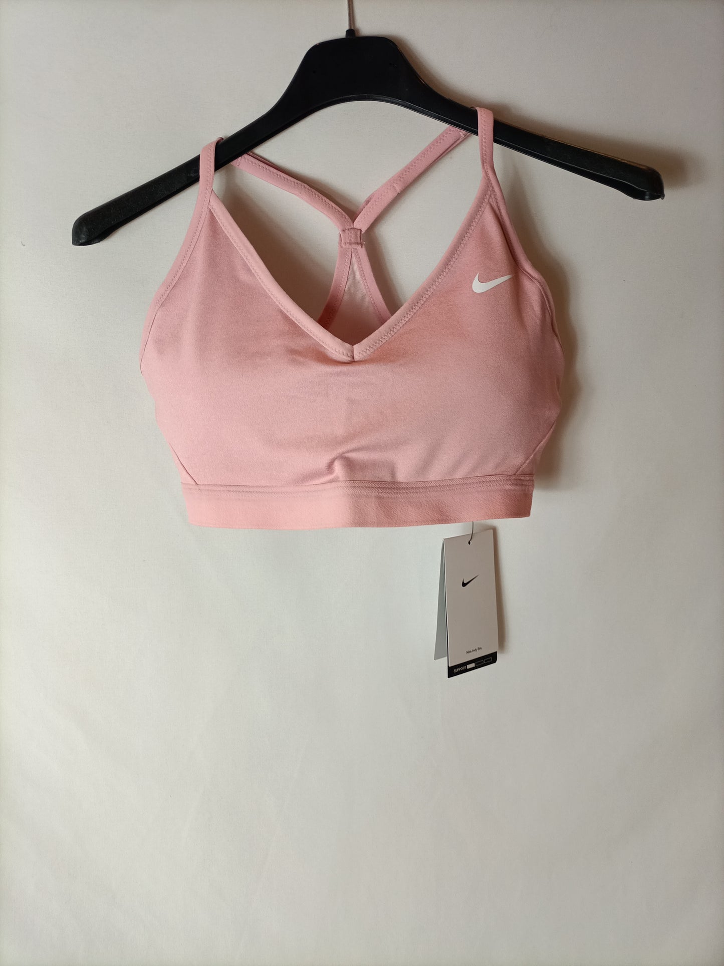 NIKE. Top deportivo rosa T.m