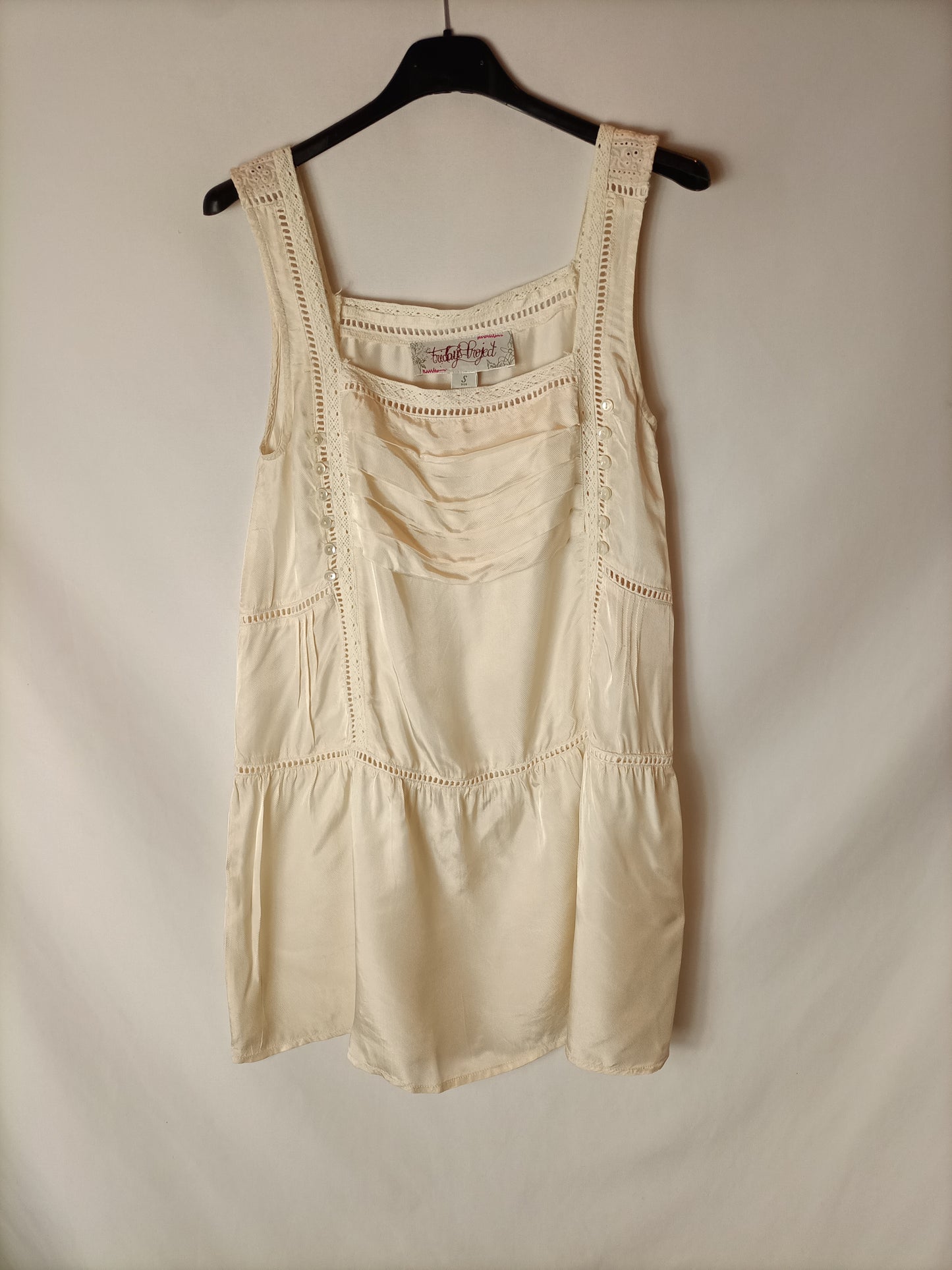 FRIDAYS PROJECT. Vestido corto beige T.s