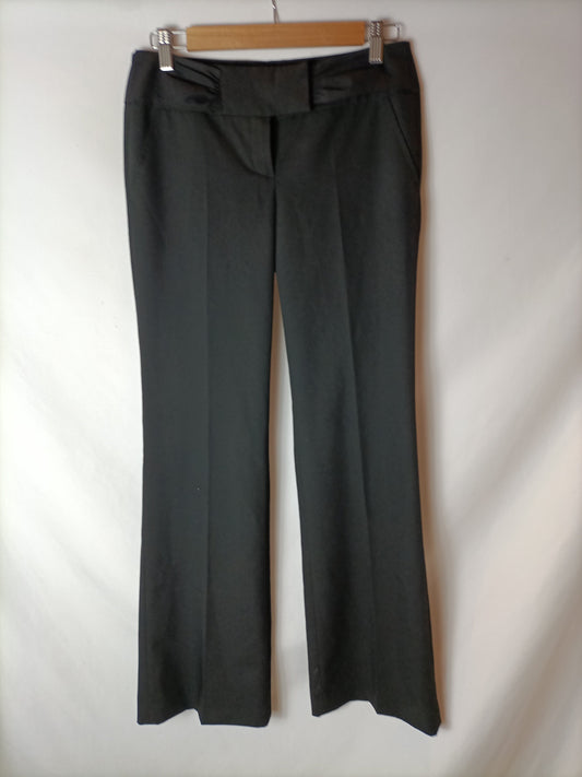 NAF NAF. Pantalón negro recto. T 38