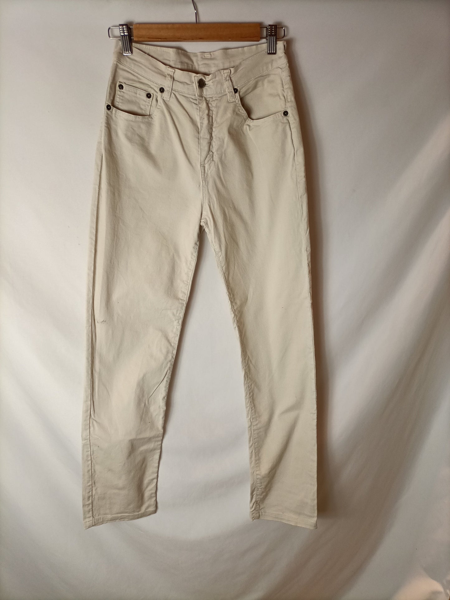 LIBERTO. Pantalón denim beige T.31(34)