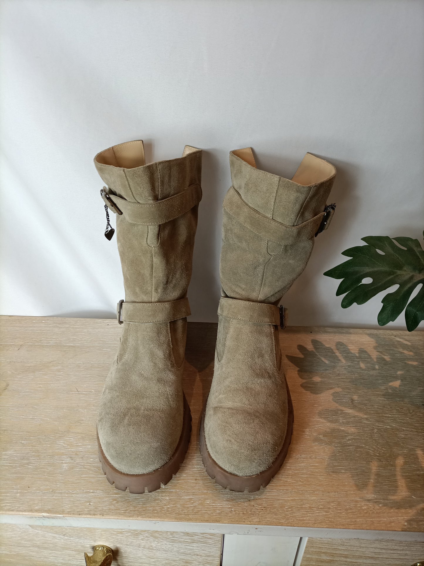 TWIN-SET. Botas ante beige. T 39