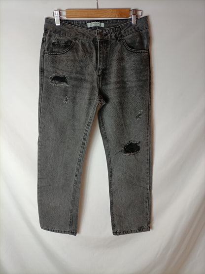 PULL&BEAR. Pantalón vaquero estilo mom fit. T 36