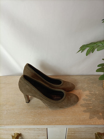 LOEWE. Tacones doble textura piel marrones. T 37