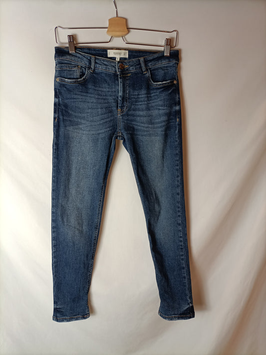 MANGO. Pantalón pitillo denim lavado T.36