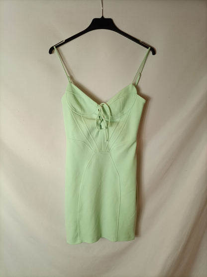 ZARA. Vestido entallado verde T.s