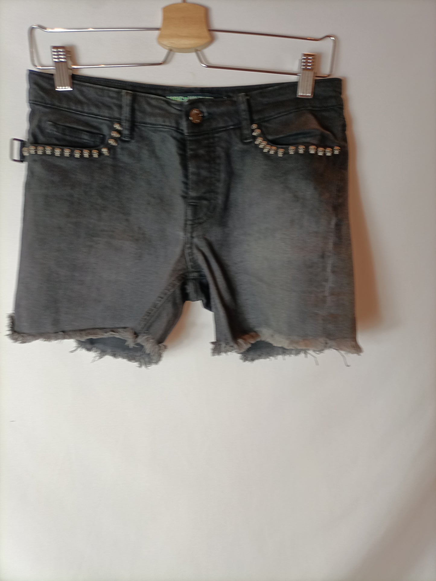 ZADIG&VOLTAIRE. Shorts negros detalle calaveras. T 36