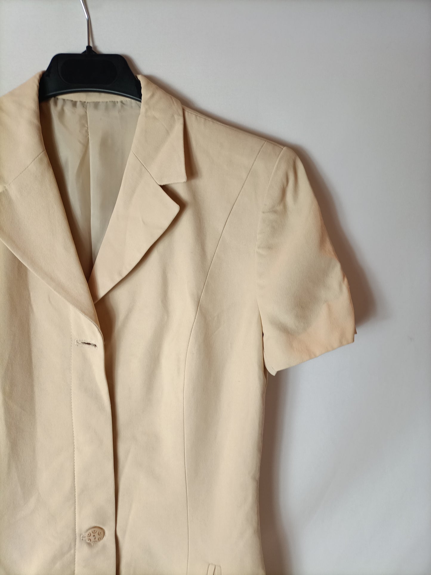 EL CORTE INGLÉS. Chaqueta beige larga T.38