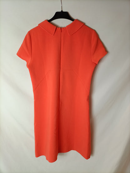 TARA JARMON. Vestido corto naranja cuello bebé. T 38