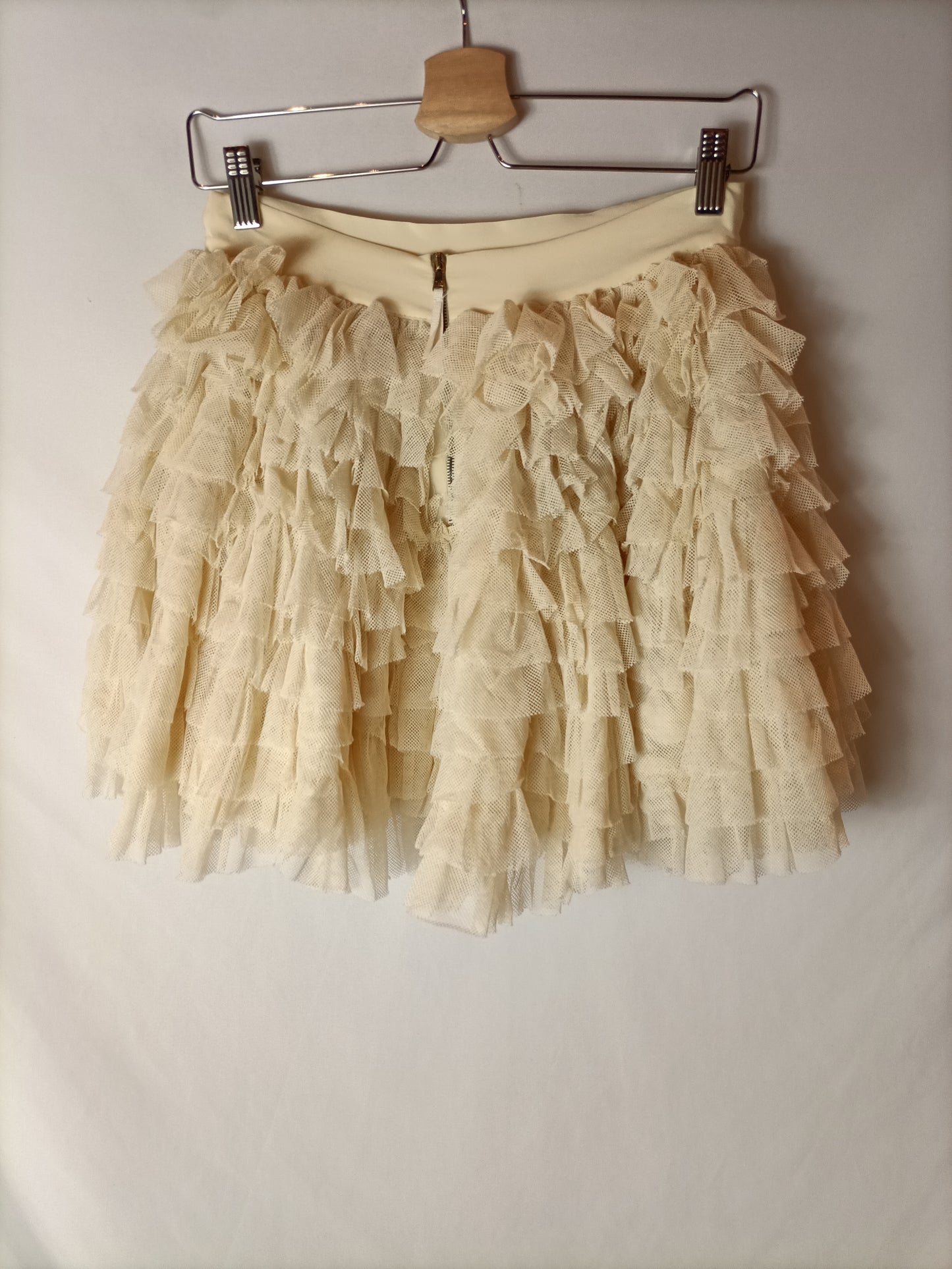 D&G. Falda tul beige. T 42 (S)